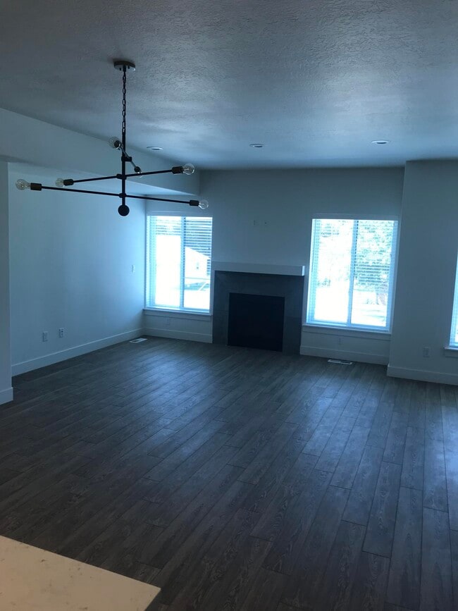 Photo - 2972 S Richmond St Townhome