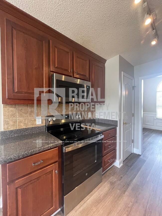 Foto del edificio - 313 Canterfield Dr