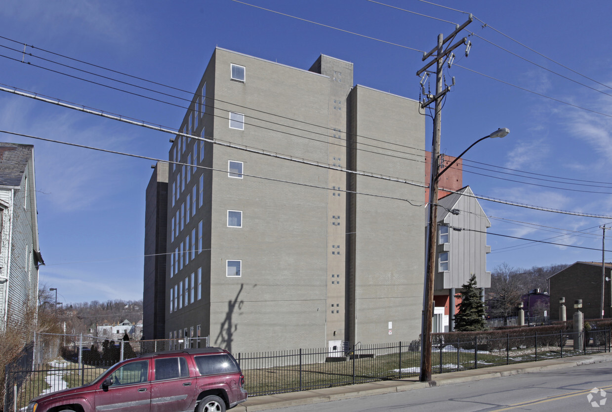 Building Photo - Bennett Place Apartments