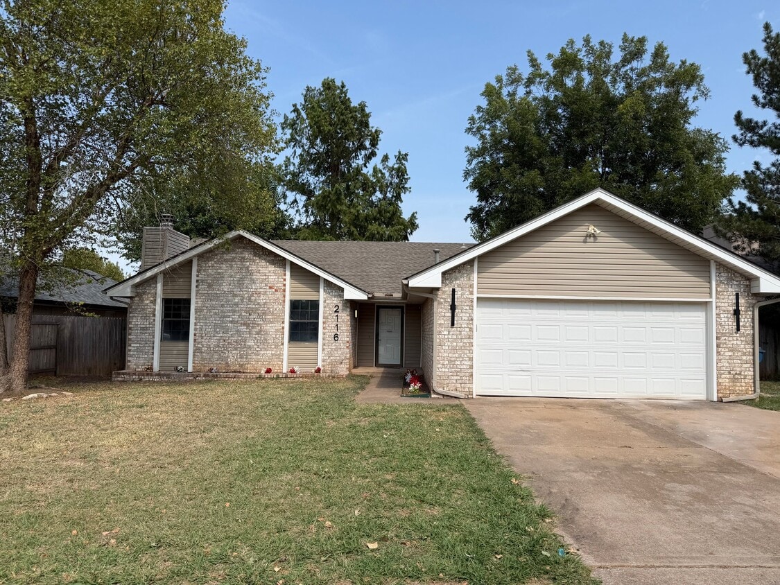 Photo - 2116 Tanglewood Dr (Edmond, OK)