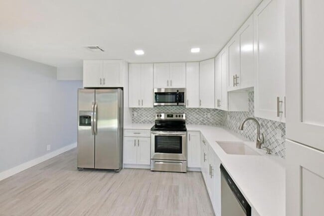 Photo - 9128 Roan Lane, West Palm Beach, FL 33403 House