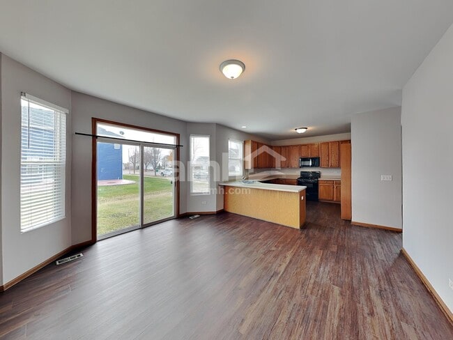 Foto del edificio - 6512 Fitzer Dr