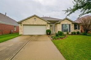 Foto principal - 18426 Cypress Lake Village Dr
