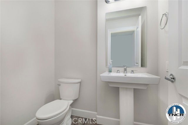 Photo - 9841 Alburtis Ave House