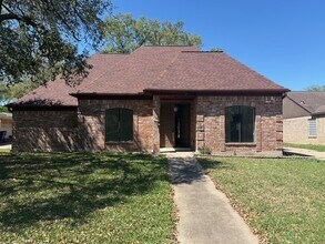 Building Photo - 6918 Marisol Dr
