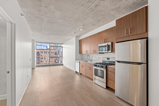 Photo - 1427 S Wabash Ave Apartment