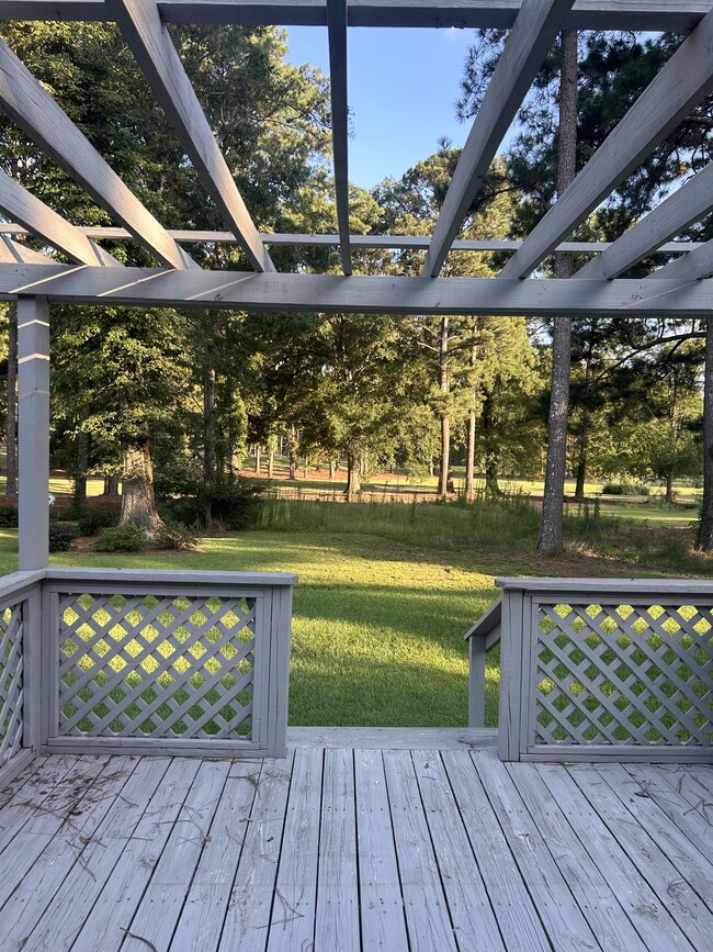 Building Photo - 516 Bay Pointe Dr