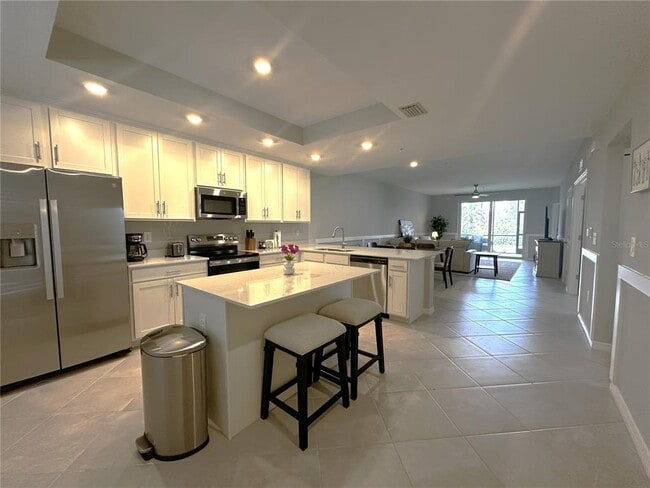 Foto del edificio - 14221 Heritage Landing Blvd
