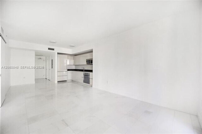 Photo - 1010 Brickell Ave cu-2708 Apartment