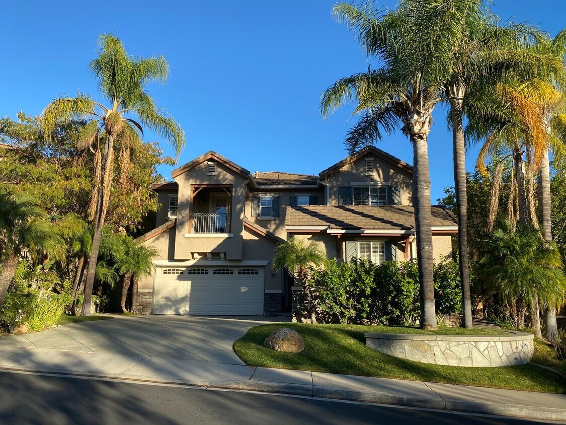 Foto principal - 5+4 Pool Home - Long Canyon Estates, Wood ...