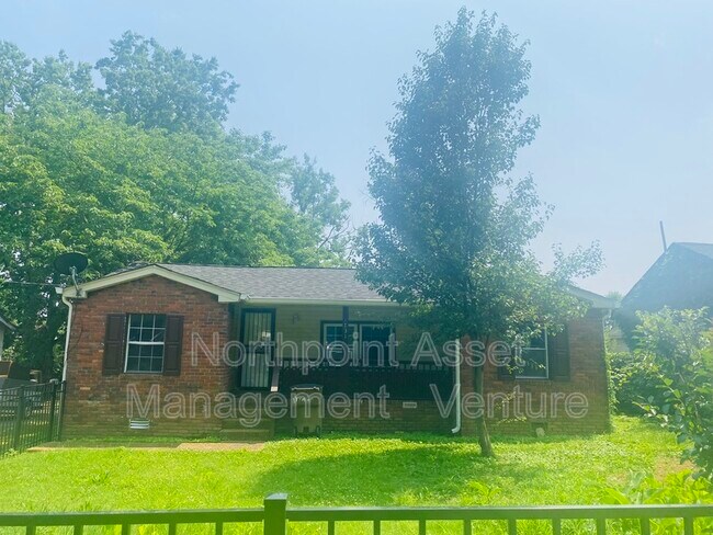 Building Photo - 1731 St Louis St