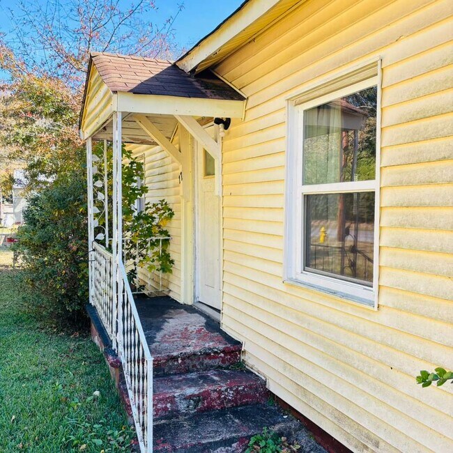 Foto del edificio - 17 School Rd