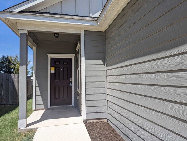 Foto del edificio - 6510 Routenburn St