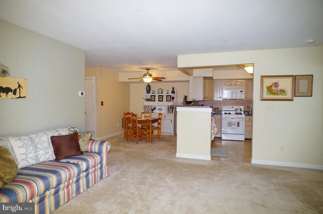 Building Photo - 12209 Fairfield House Dr