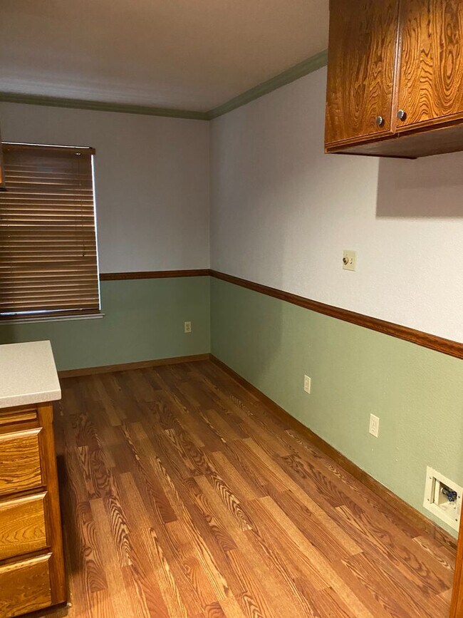 Foto del edificio - 2648 Alder Glen Dr