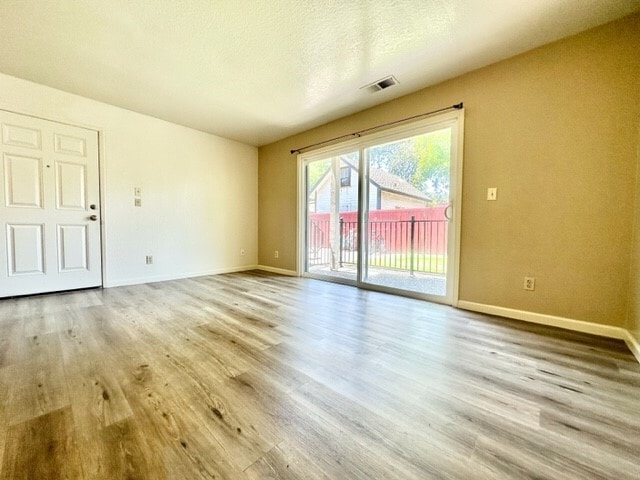 Foto del edificio - 815 Hazel St