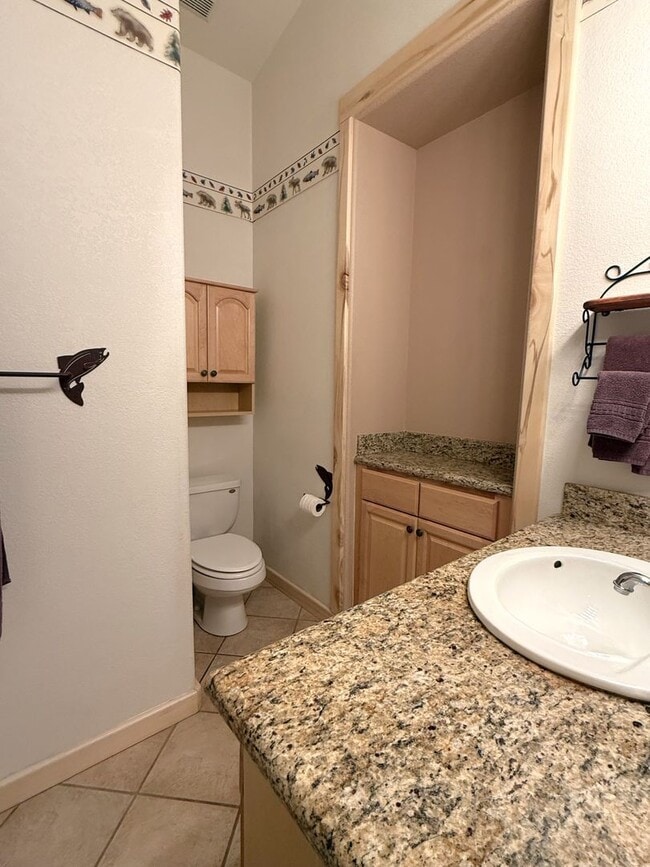 Foto del edificio - Beautiful 3BD/2BA Home In Lake Forest Comm...