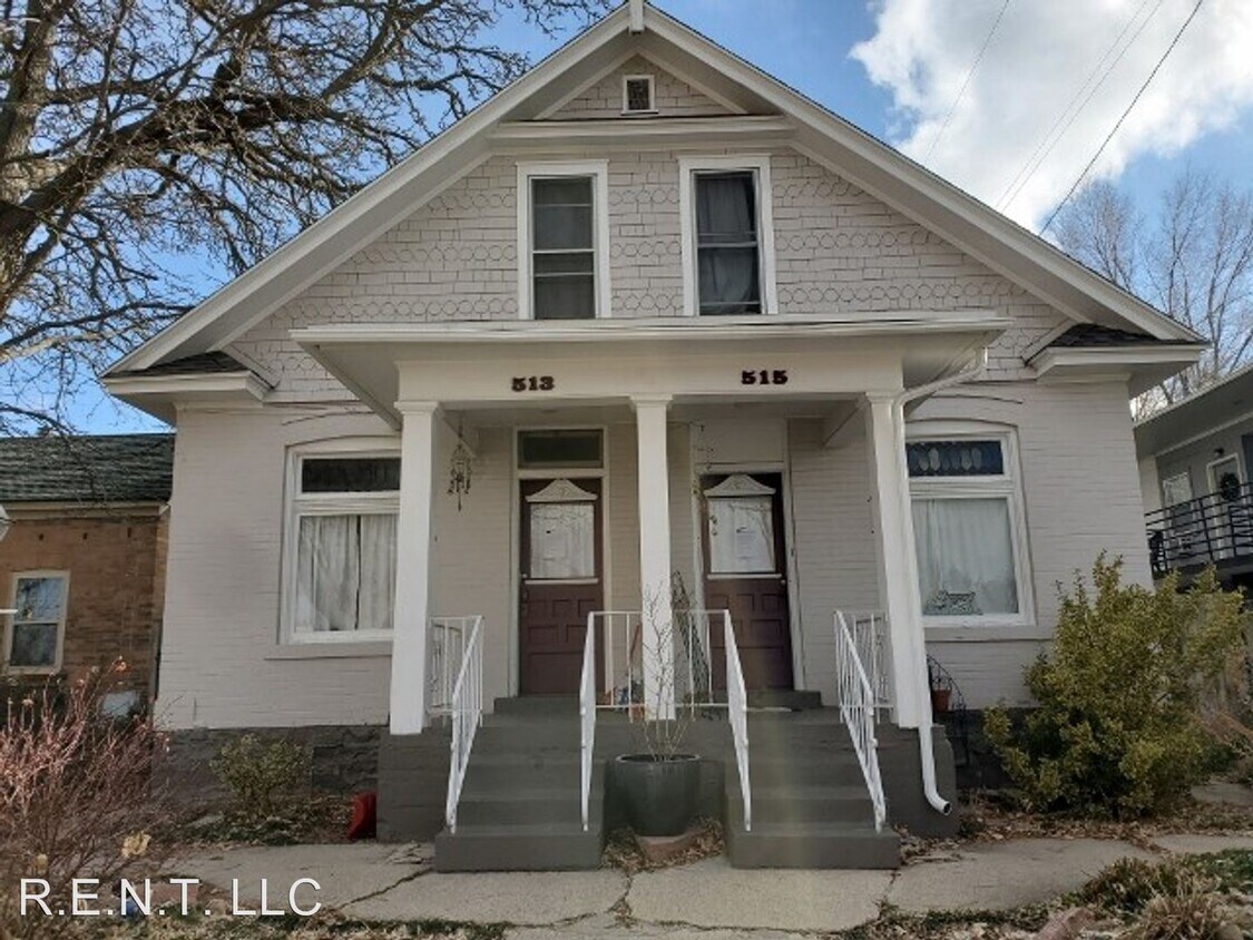 Primary Photo - 513-515-515 1100 E