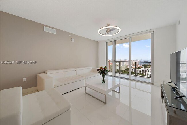 Building Photo - 300 Sunny Isles Blvd