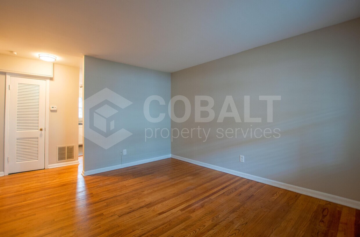 3607 Roxboro Rd Unit 08, Atlanta, GA 30326 Apartment for Rent in