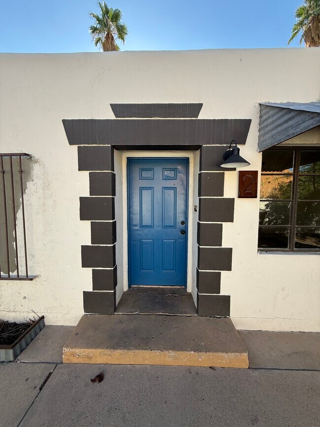 Foto del edificio - 1401 W Clarendon Ave