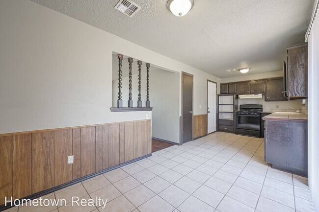 Building Photo - 3 br, 2 bath House - 5312 Briarwood Drive