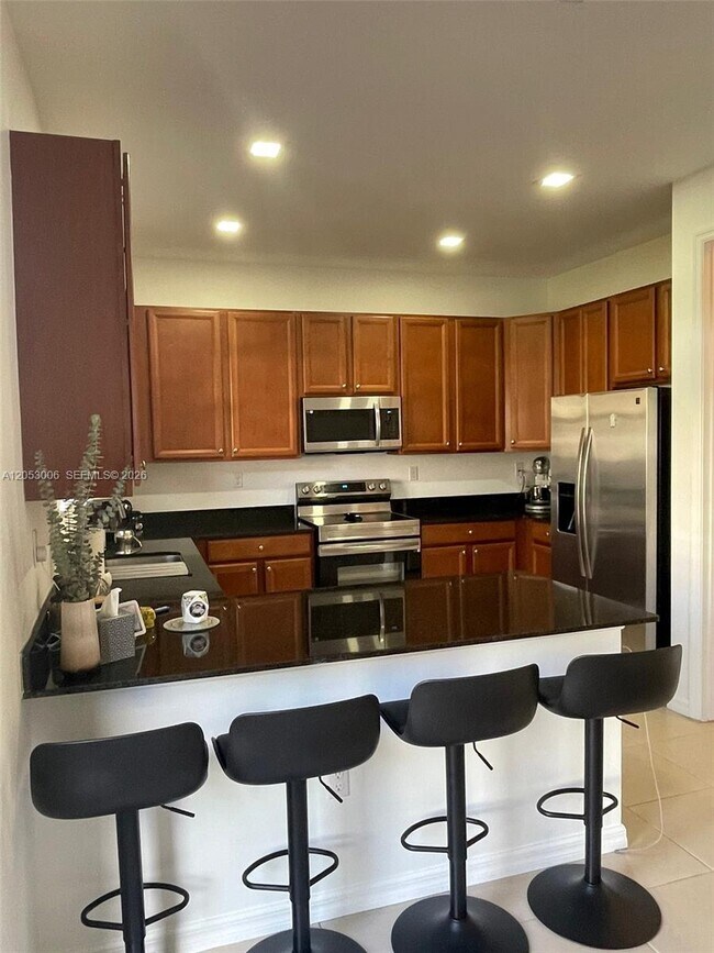 Foto del edificio - 747 NE 193rd St