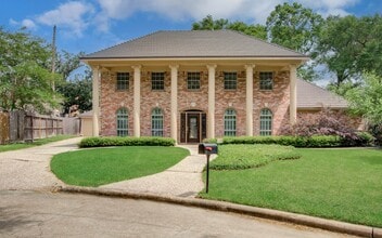 Building Photo - 11022 Riverview Dr