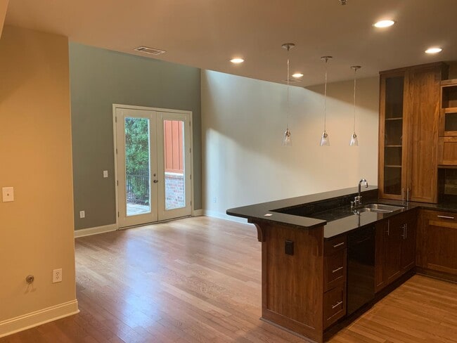 Building Photo - Urban Lofts Unit Available for Pre-Lease!