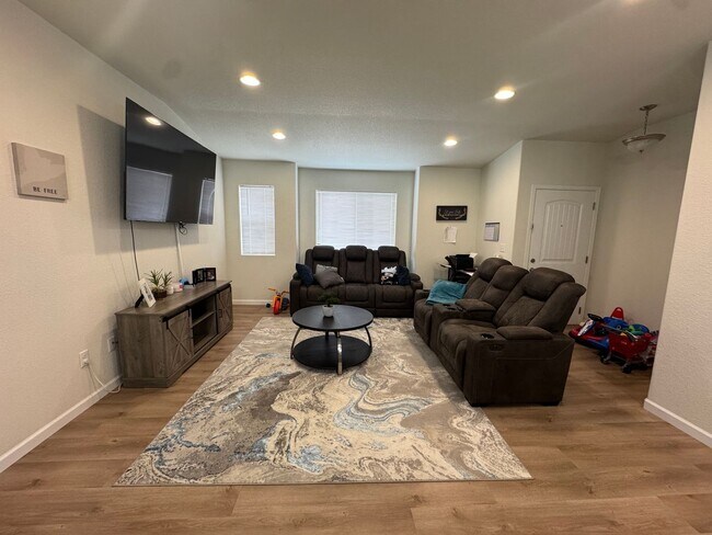 Photo - Stylish 3-Bedroom Townhome with Mountain Views & 2-Car Garage