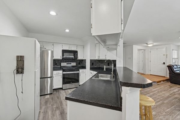 Foto del edificio - 4046 Chetham Wy