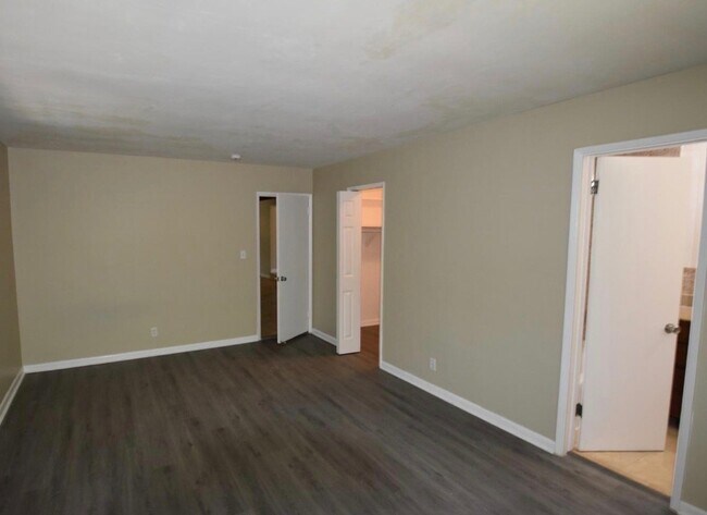 Foto del edificio - 2720 SW 15th Ct