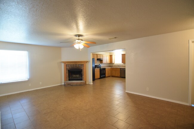 Building Photo - 3805 John Haedge Dr