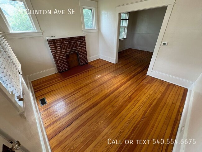Building Photo - 1619 Clinton Ave SE