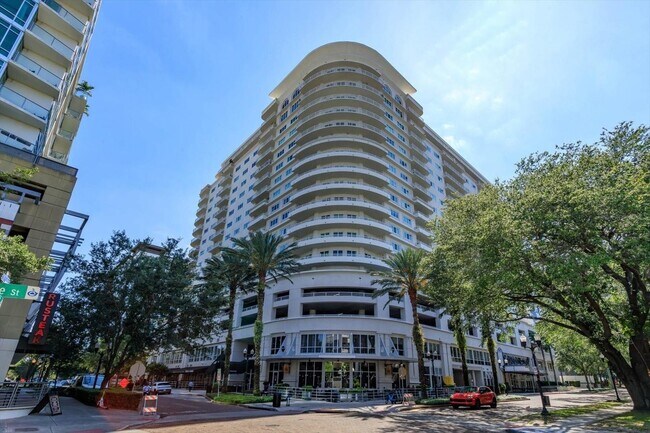 Building Photo - 100 S Eola Dr