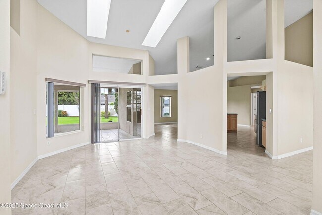 Foto del edificio - 475 Buttonwood Dr