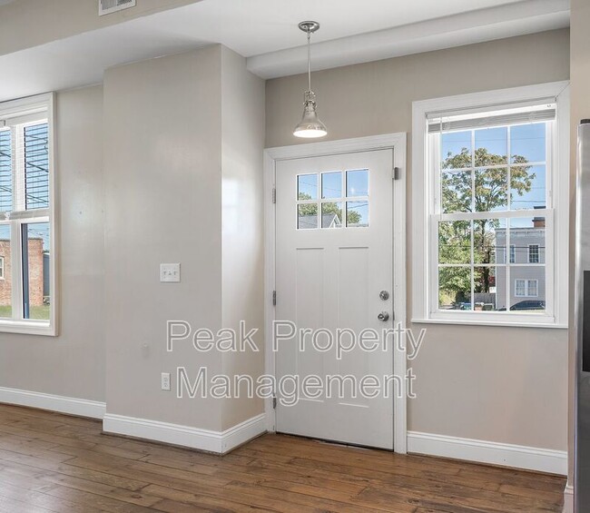Foto del edificio - 1409 Catherine St