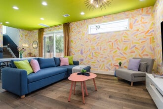 Building Photo - 2415 E 10th St