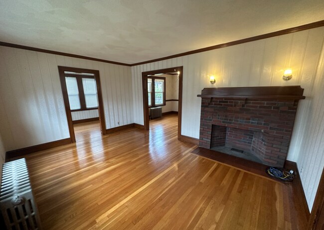 Foto del edificio - 235 Ashcroft Rd