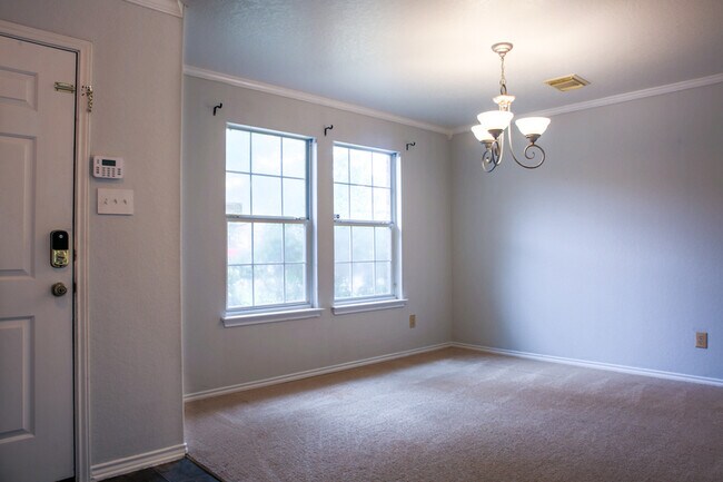 Foto del edificio - 164 Springtree Hollow