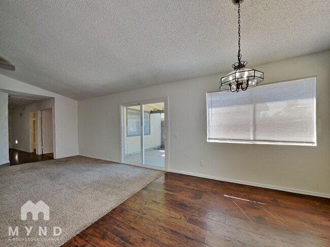 Building Photo - 6842 W State Ave