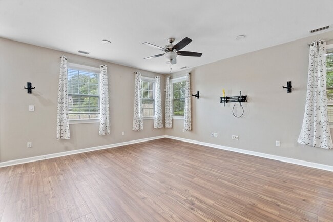 Foto del edificio - 4229 Kenton Ln