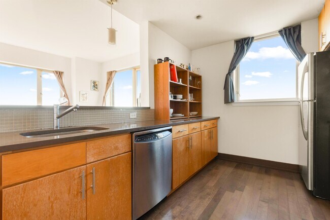 Foto del edificio - 3312 Hudson Ave