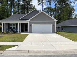 Building Photo - 2610 Provence Dr SE