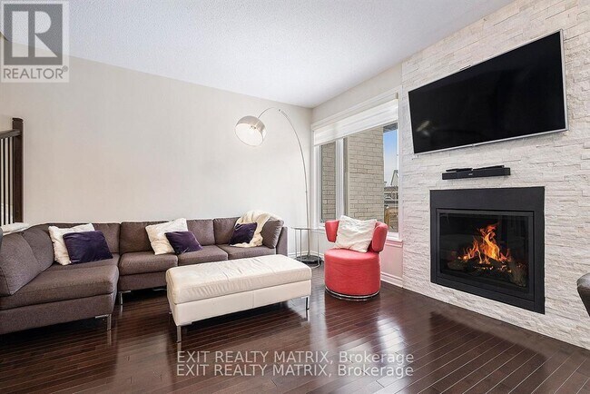 Photo du bâtiment - 322 Ballinville Cir