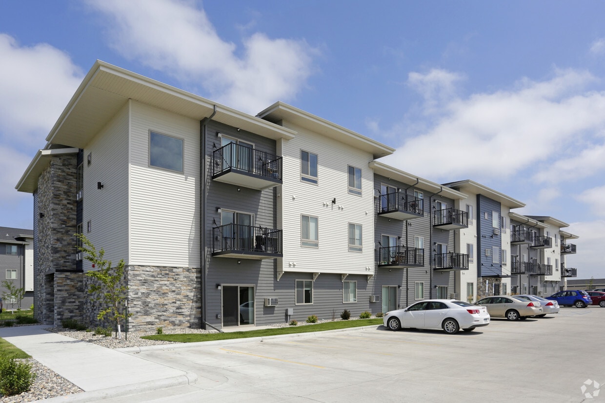 Primary Photo - Ironwood Flats
