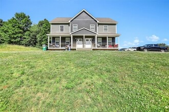 Building Photo - 140 Pancake Hollow Rd