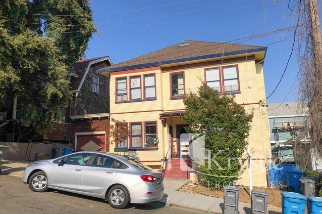Building Photo - 808 Napa St