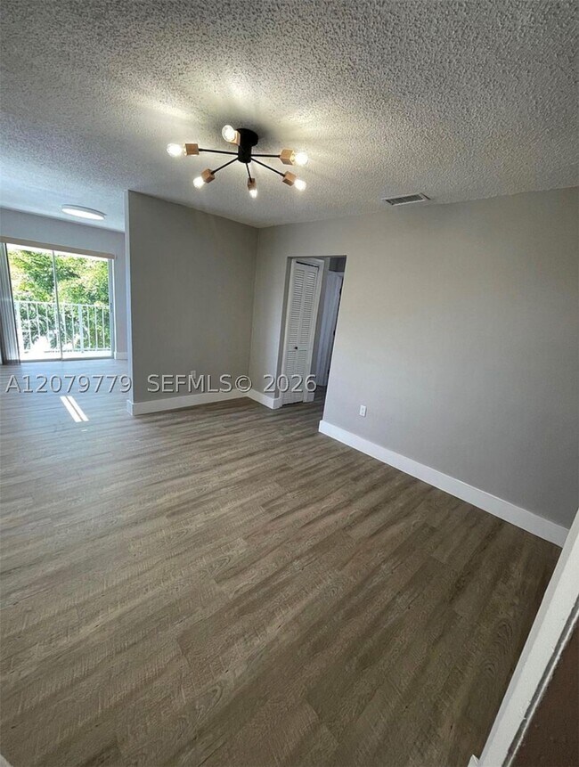 Foto del edificio - 827 SW 11th Ave