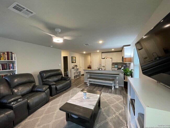 Building Photo - 5614 Tempest Ct